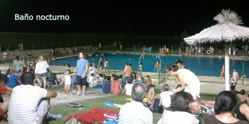 El pasado jueves 19 de Julio se abrió la piscina con un gran exito de participación , los vecinos de bargas pudieron refrescarse en una noche muy calurosa.