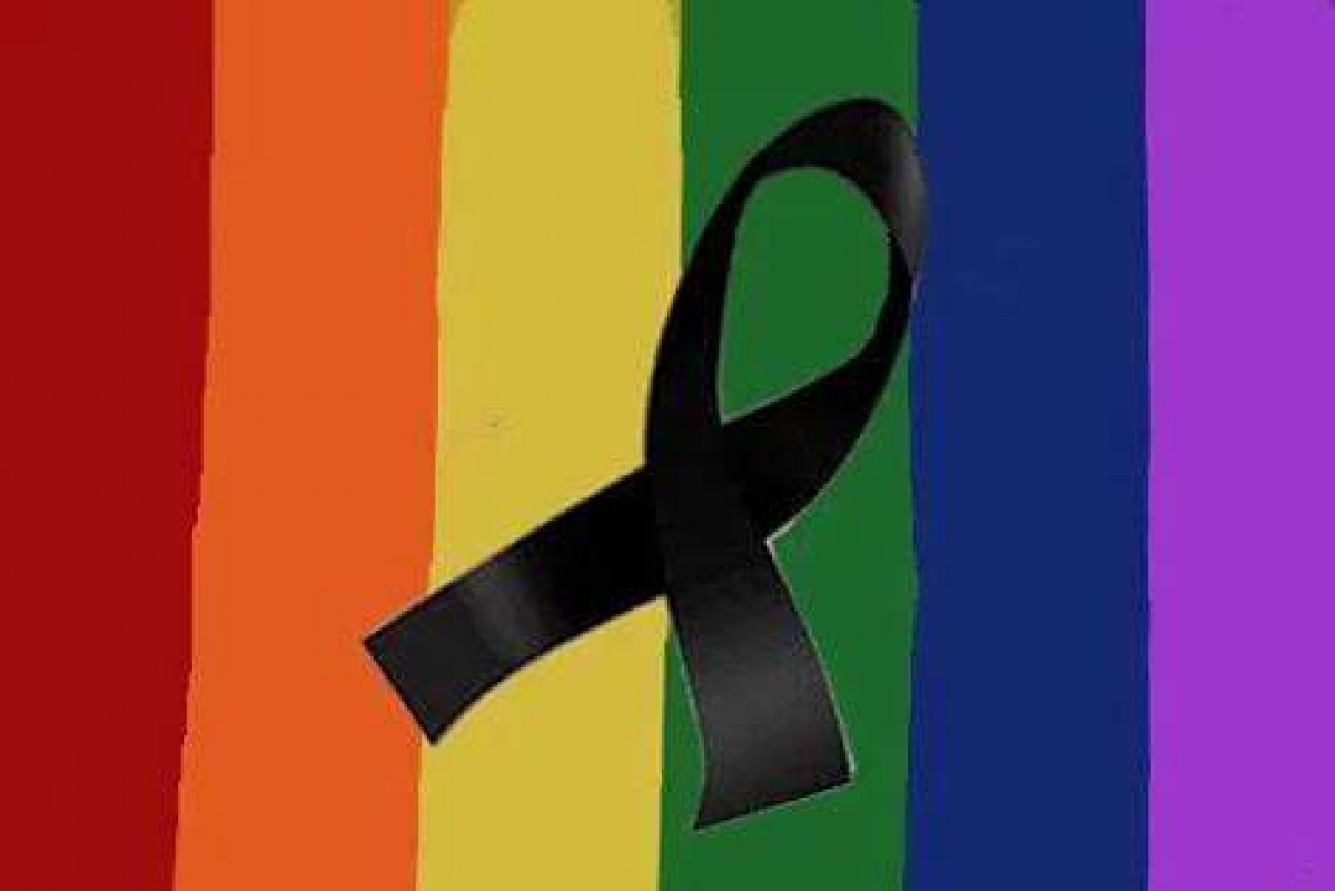 Hoy a las 12:00 h. en la Plaza de la Constitución, se mantendrá un minuto de silencio en apoyo a las víctimas y familias de los crímenes cometidos en Orlando.