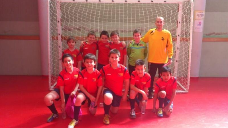 EL EQUIPO BENJAMÍN DE FÚTBOL SALA DE LAS ESCUELAS DEPORTIVAS MUNICIPALES CAMPEÓN DE LIGA