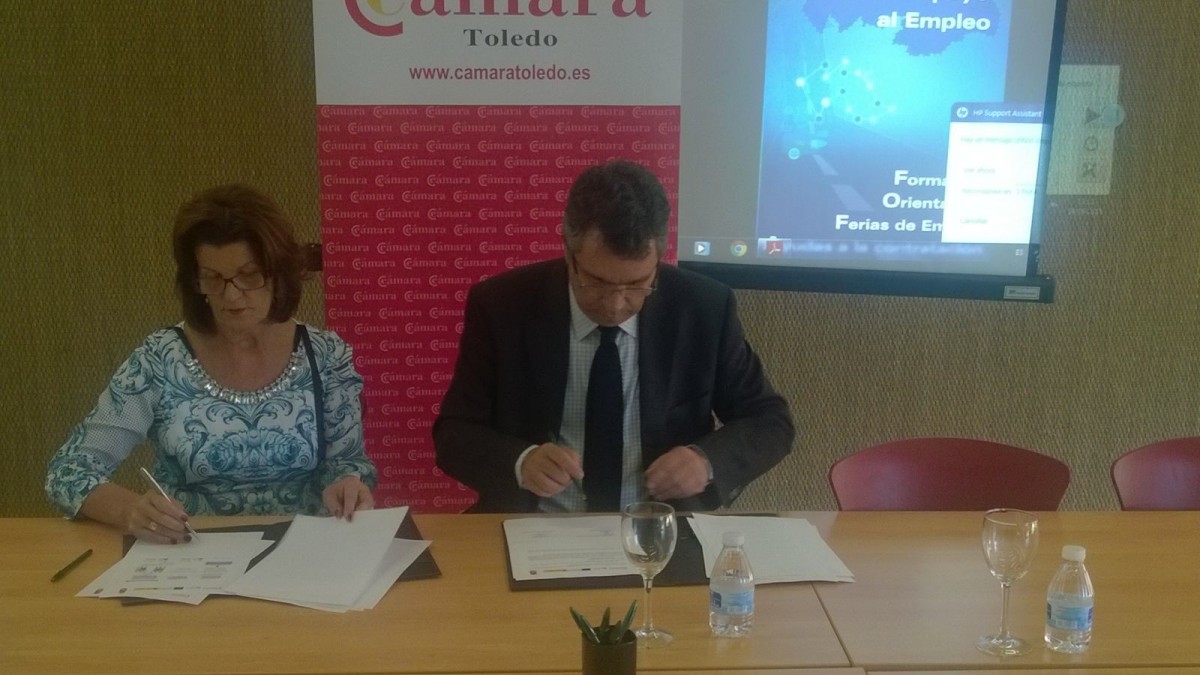 EL AYUNTAMIENTO DE BARGAS FIRMA UN PROTOCOLO PARA LA PROMOCIÓN DEL PROGRAMA INTEGRAL DE CUALIFICACIÓN Y EMPLEO