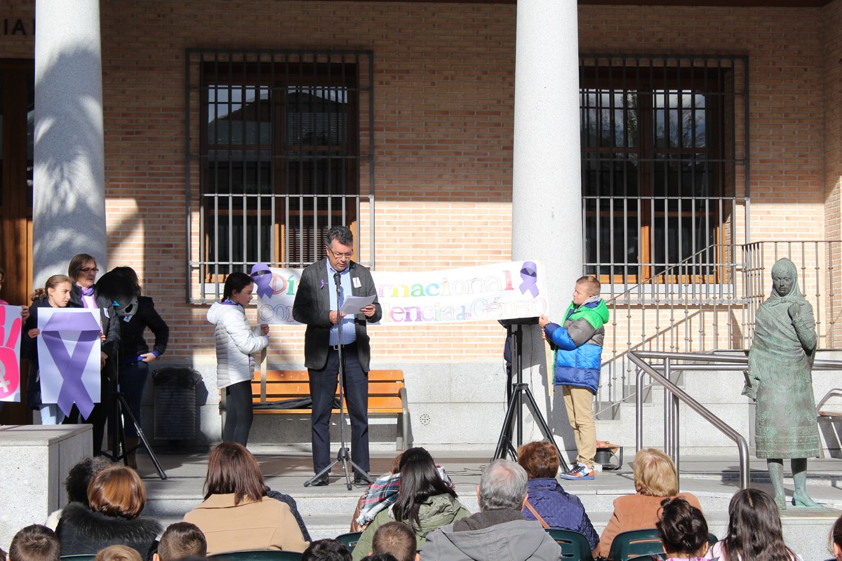 BARGAS CONMEMORA DEL DÍA INTERNACIONAL CONTRA LA VIOLENCIA DE GENERO