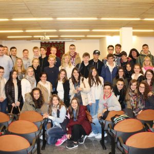 BARGAS RECIBE A UN GRUPO DE ALUMNOS Y PROFESORES PROCEDENTES DE LA LOCALIDAD SUECA DE BASTAD, CON MOTIVO DE UN INTERCAMBIO CULTURAL