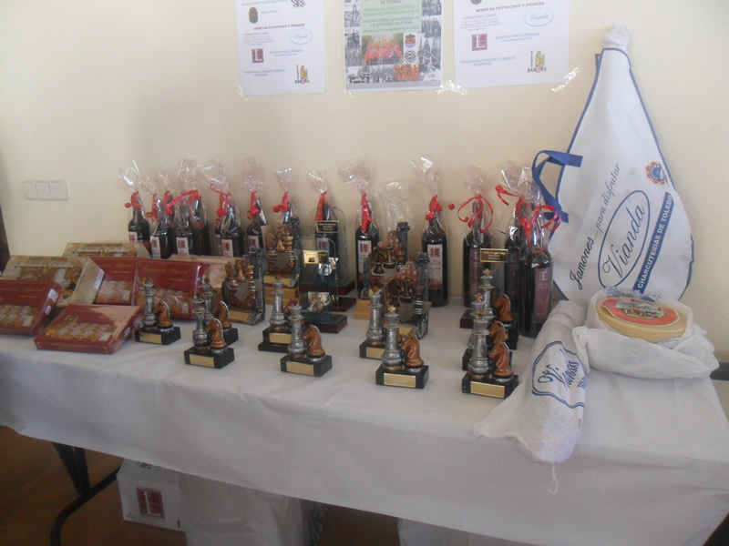 Un centenar de ajedrecistas se dan cita en un histórico torneo en Bargas. 2011
