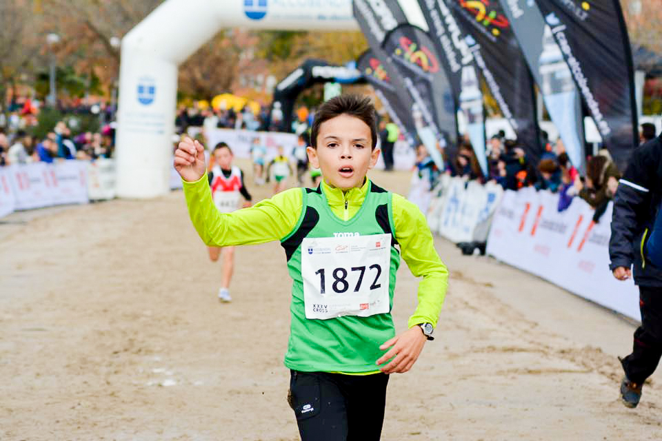 El bargueño Álvaro Fernández, primero en el Cross Internacional de Alcobendas