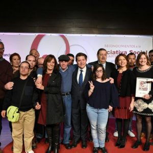 El Ayuntamiento de Bargas recibe de manos del Gobierno Regional el reconocimiento especial a la iniciativa social de Castilla La Mancha.