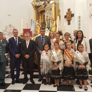 Bargas celebra su tradicional y solemne misa mayor con motivo de las fiestas populares en honor del Stmo. Cristo de la Sala