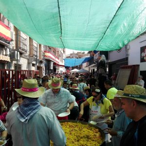 Con juegos infantiles, paella, becerrada y música concluyen  las fiestas populares de Bargas