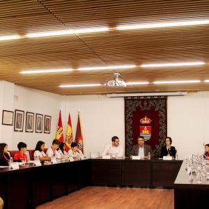 El Ayuntamiento de Bargas celebra un pleno infantil con motivo del Día Internacional del Niño