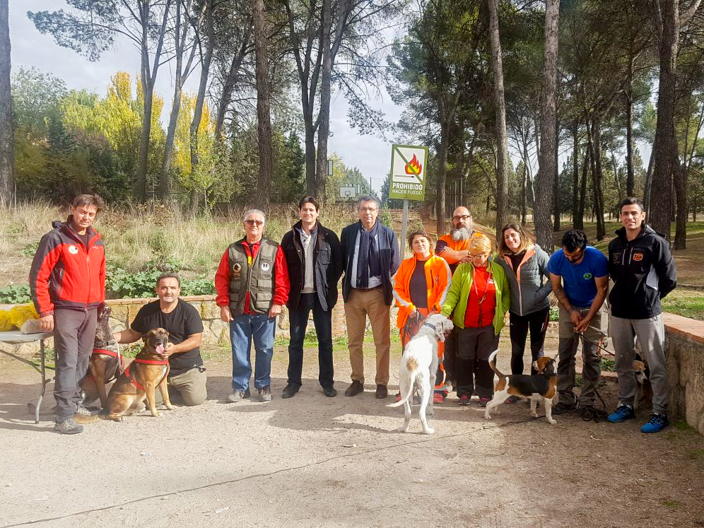 Bargas | Curso de adiestramiento de perros, para búsqueda y rescate de desaparecidas