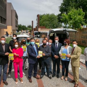 El Gobierno regional pone en marcha un proyecto pionero de movilidad con el Área de Prestación Conjunta del Taxi en la comarca de La Sagra, del que participan los taxistas de Bargas