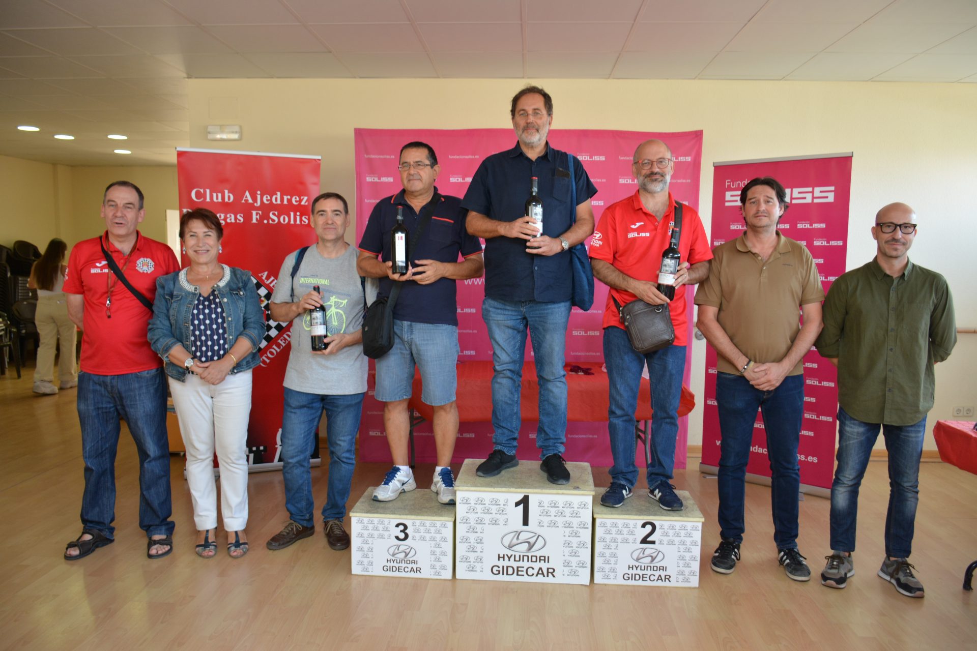 13. PODIUM VETERANOS