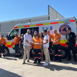 Nueva ambulancia de soporte vital básico para la agrupación local de Protección Civil