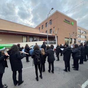 Pasacalles Navideño de la A.M «Santa Cecilia» con el Paje Real y sus hadas y duendes.