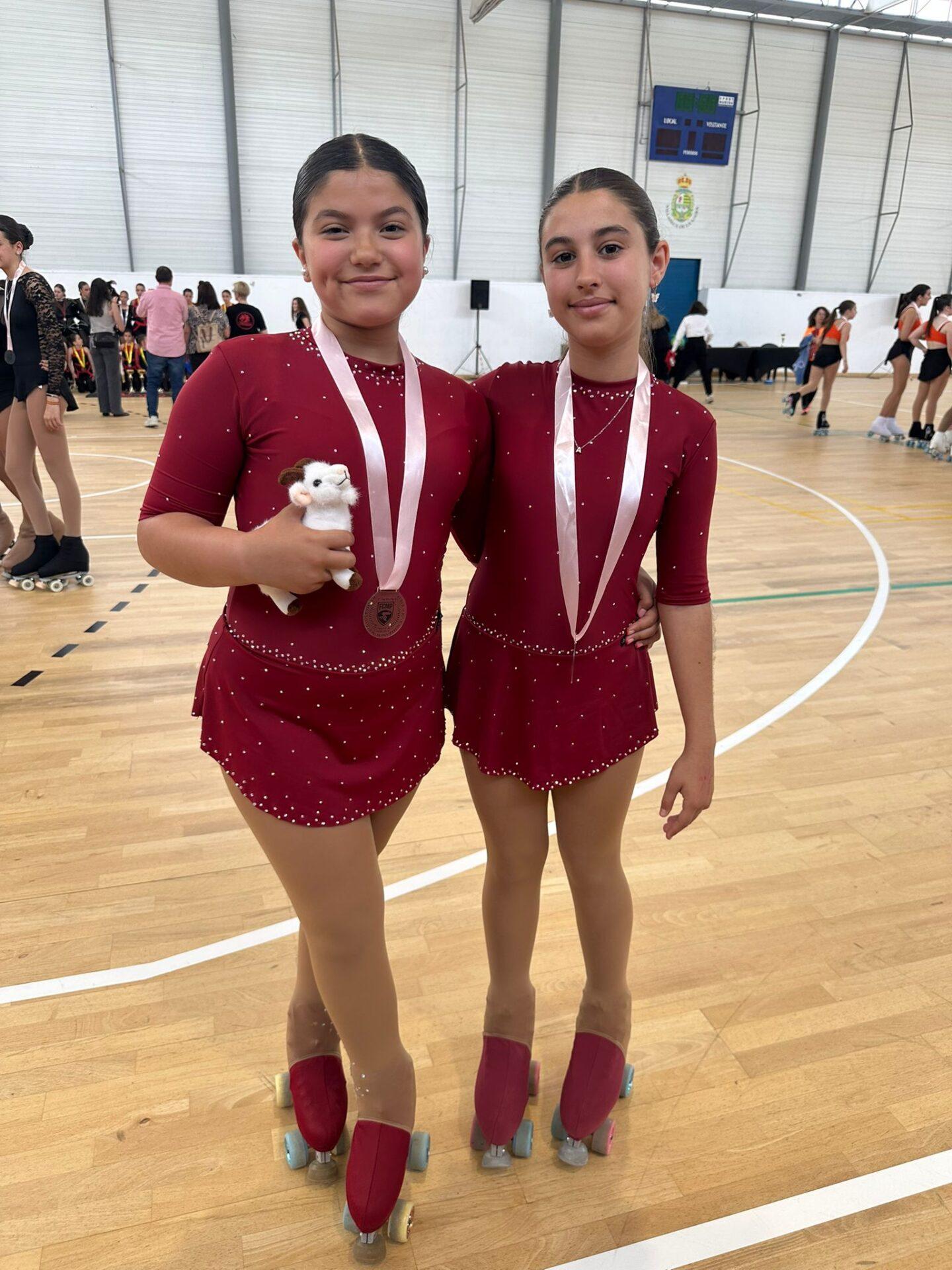 Éxito de las Patinadoras de la Escuela Municipal de patinaje de Bargas en el Trofeo de Acceso A de Nivel 2