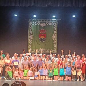 Clausura y festival de los cursos municipales de baile moderno y flamenco