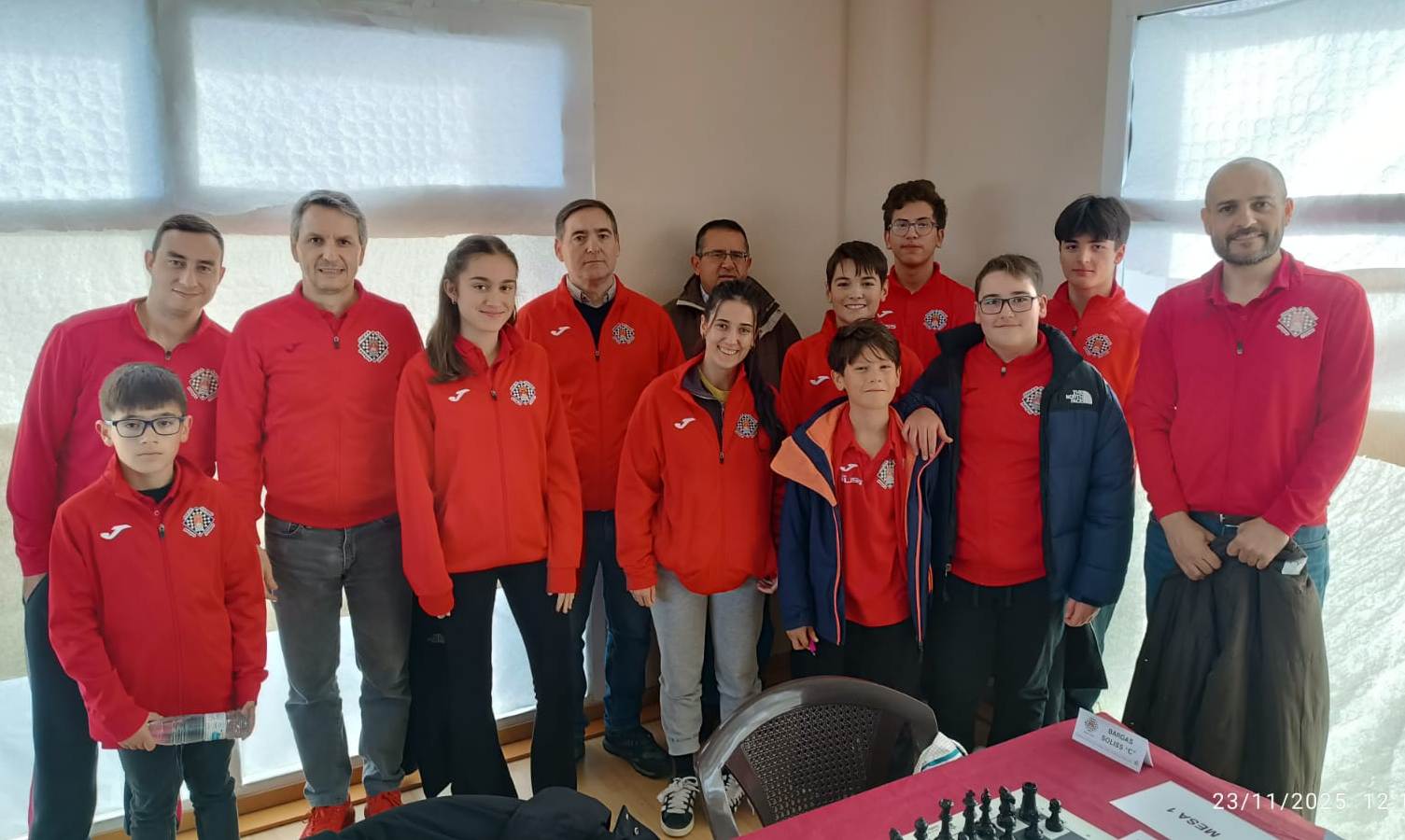 12. VARIOS JUGADORES DE 2ª