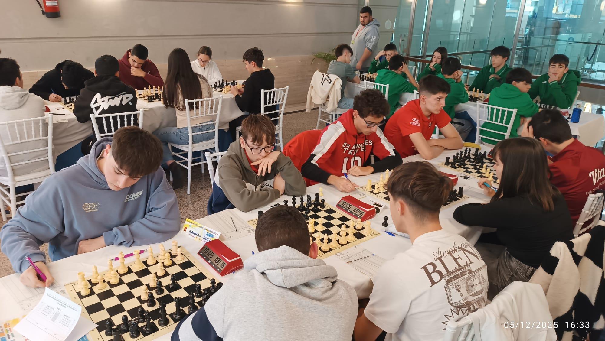 08. EQUIPO S-16 ANTES DE JUGAR