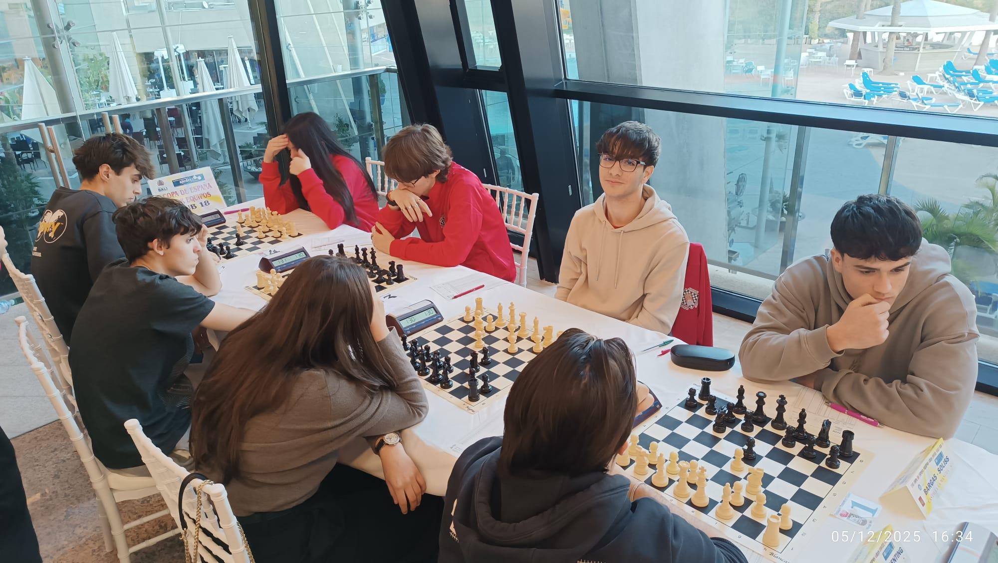 11. EQUIPO SUB-18 ANTES DE JUGAR