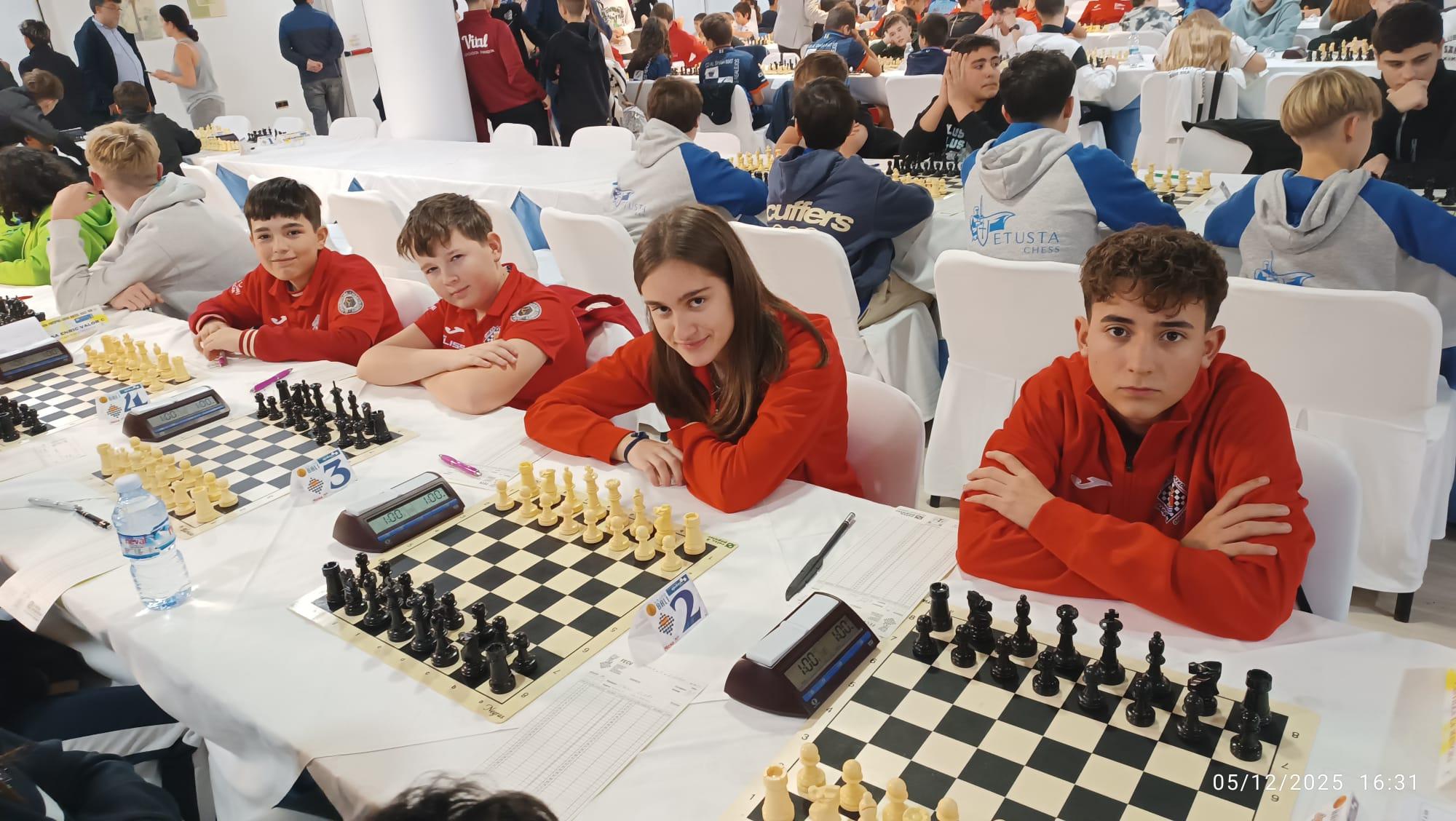 13. EQUIPO S-14 ANTES DE JUGAR