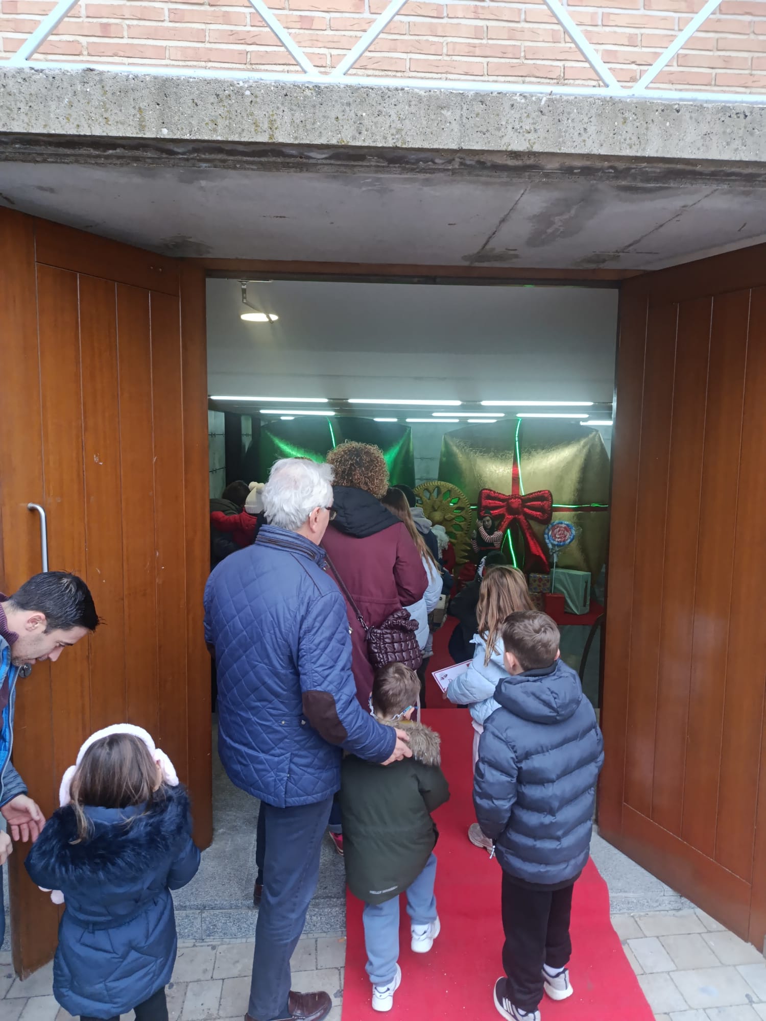 e5dfcd40-c90c-4528-9768-d754267ab899