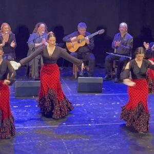 El flamenco navideño llena la Casa de Cultura “María Zambrano” con la 8ª Zambomba Flamenca, “Con sabor a Jerez”