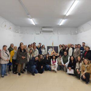 Exposición del cuadro «Ni una vez más» 25N Día Internacional de la Eliminación de la Violencia contra las Mujeres, a cargo de su pintora