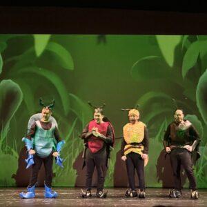 ¡Teatro “Bichitos” llena la tarde de risas y diversión!