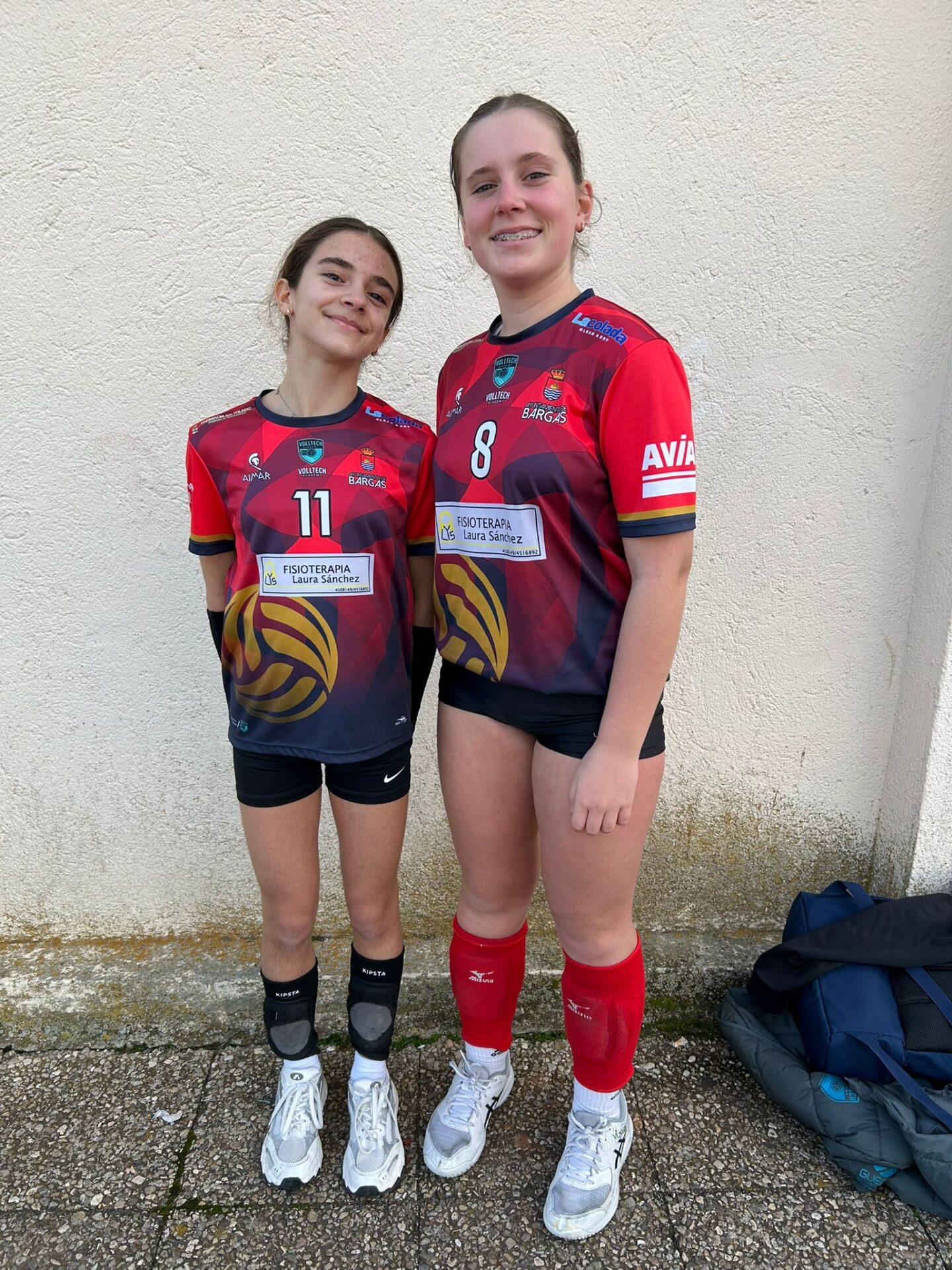 Dos jugadoras de nuestra escuela de voleibol participan en la concentración para la Selección de Castilla-La Mancha