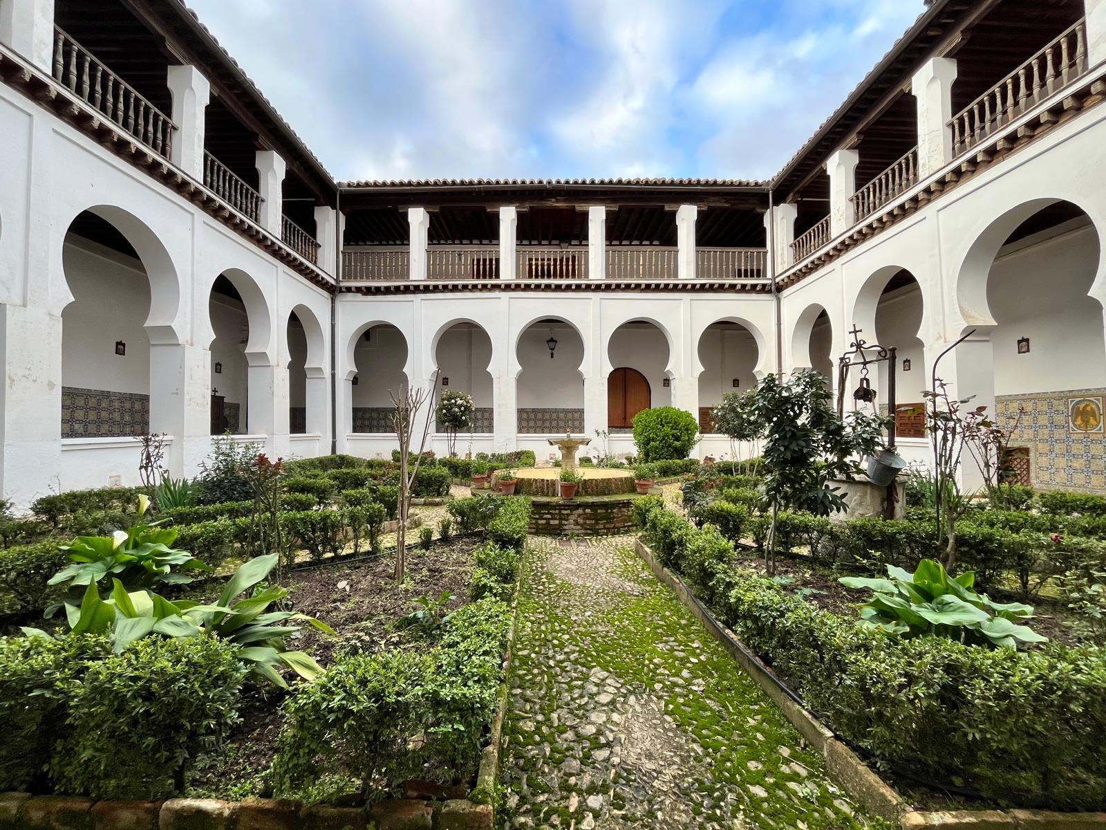 d382fd7f-f8a9-4609-a223-e966ddc23e5a