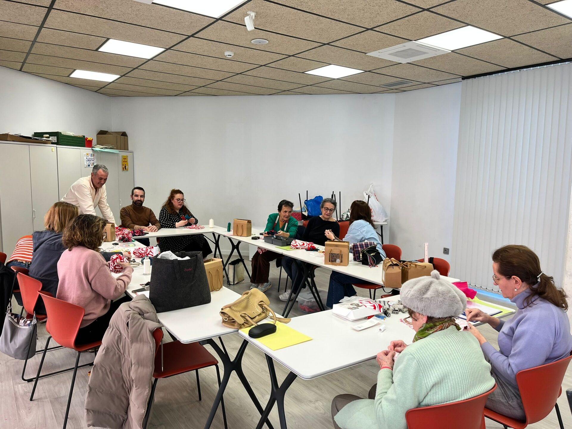 d2b8eb36-b244-43c8-acc3-ff1d7caea457