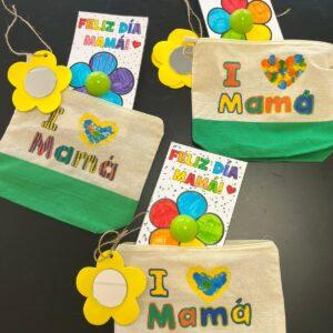 FELIZ DÍA DE LA MADRE