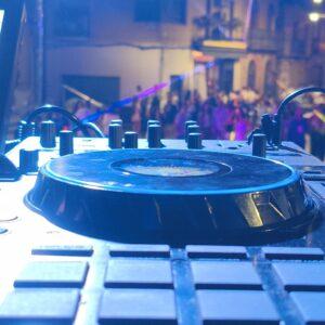 Bargas disfrutó de una exitosa noche de música en su Fiesta Remember