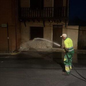 Refuerzo de la limpieza y el baldeo del casco urbano durante las fiestas